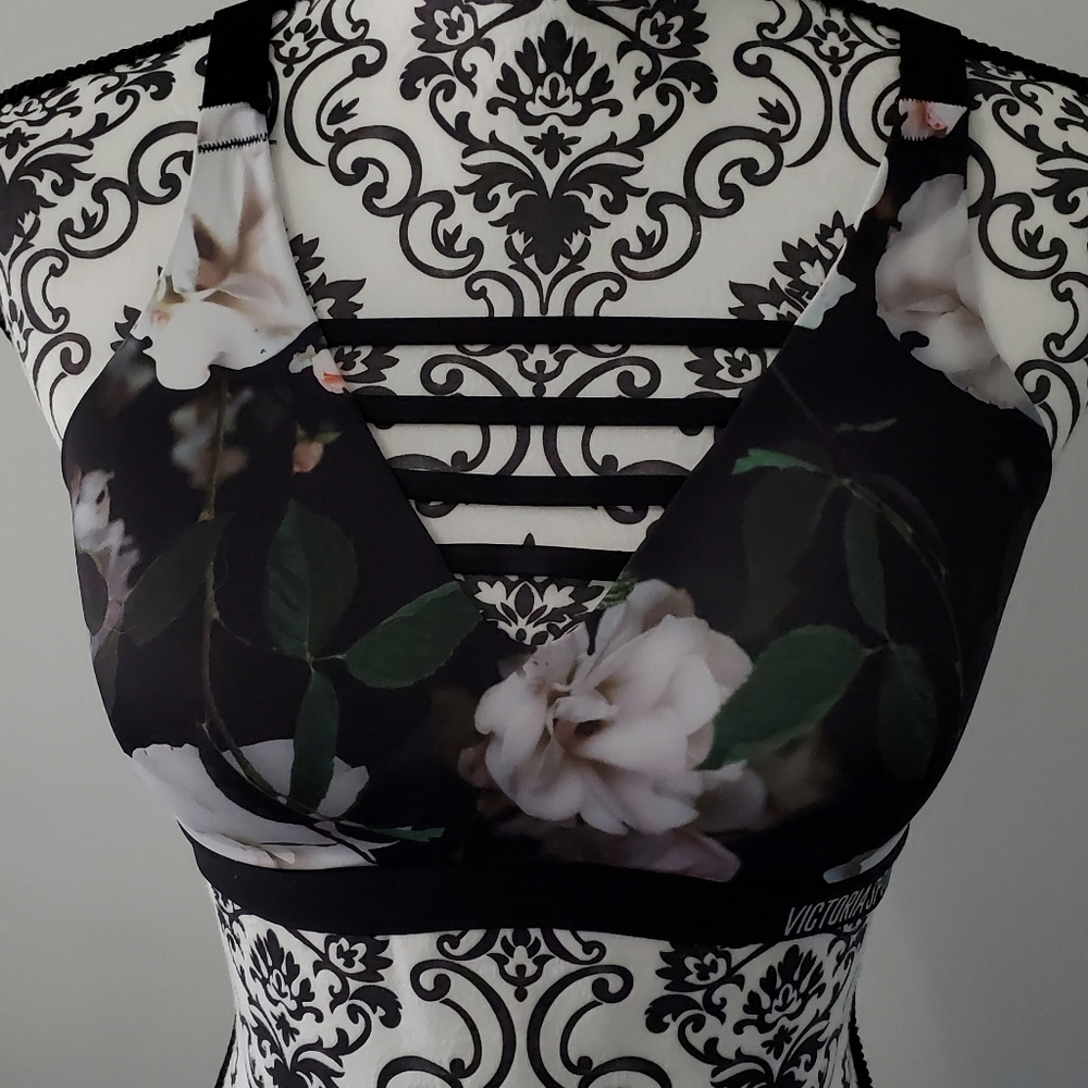 Flowered bra